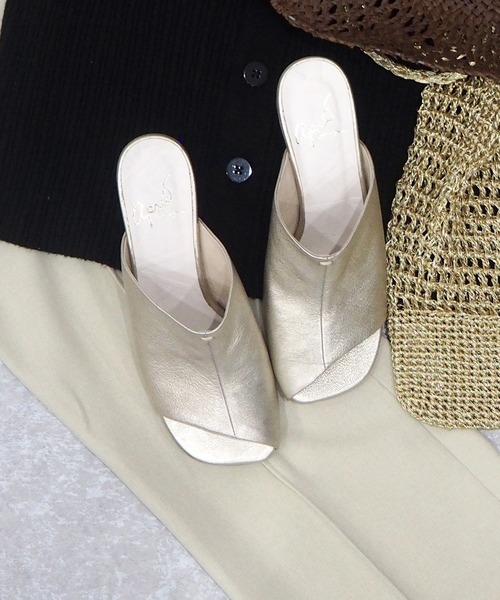 apres（アプレ）の「【撥水】ミュールサンダル　-8650387（サンダル・レディース・ブラック/プラチナム/グレイッシュベージュ・23.5cm/24.5cm/23.0cm/24.0cm/22.5cm）」の19枚目の写真