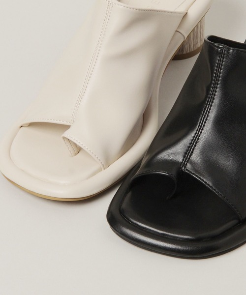 RAGEBLUE（レイジブルー）の「ソフトレザーヒールサンダル（サンダル・レディース・ブラック/ホワイト・LARGE/MEDIUM/SMALL）」の8枚目の写真