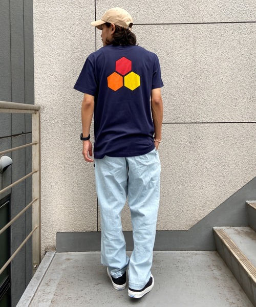 Quiksilver(クイックシルバー)の「QUIKSILVER/クイックシルバー デニムパンツ ワイドデニム/テーパード ワンポイント 刺繍ロゴ QPT225071(デニムパンツ・メンズ・ブラック/ブルー・M/L)」の21枚目の写真