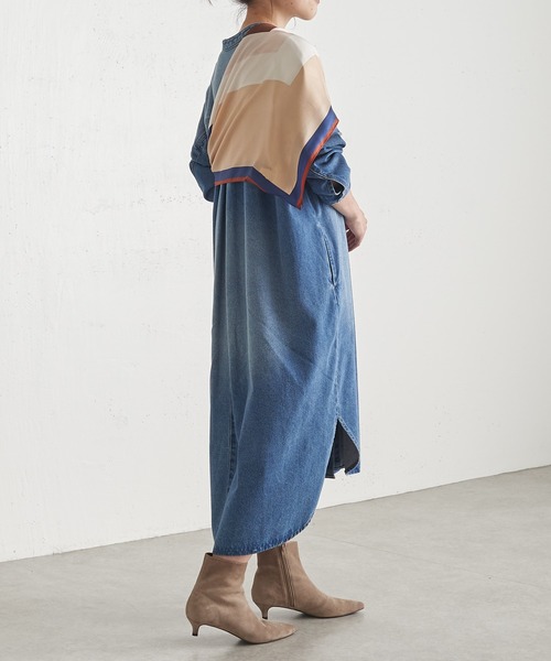 COLLAGE GALLARDAGALANTE(コラージュガリャルダガランテ)の「マルチスクエアスカーフ/PAPILLONNER/パピヨネ(バンダナ/スカーフ・レディース・ネイビー/オレンジ・FREE)」の9枚目の写真