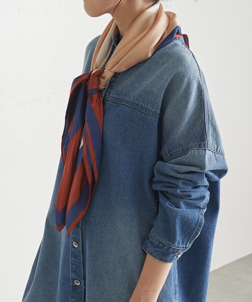 COLLAGE GALLARDAGALANTE(コラージュガリャルダガランテ)の「マルチスクエアスカーフ/PAPILLONNER/パピヨネ(バンダナ/スカーフ・レディース・ネイビー/オレンジ・FREE)」の13枚目の写真