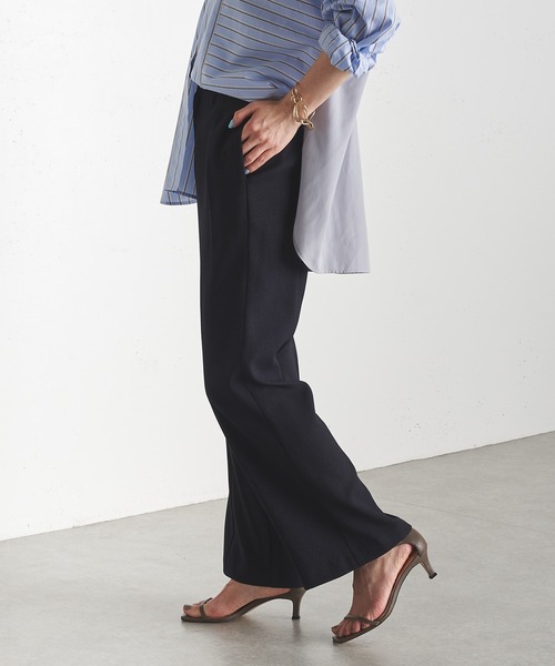 COLLAGE GALLARDAGALANTE（コラージュガリャルダガランテ）の「美脚見え/着心地バツグン/ウールライクソフトフレアパンツ/手洗い可/セットアップ可（スラックス・レディース・ベージュ/ネイビー/チャコールグレー・1/0）」の7枚目の写真