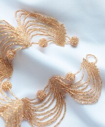 designsix LONDON × Ray BEAMS / 別注 フリル ビーズ ネックレスを使っ 