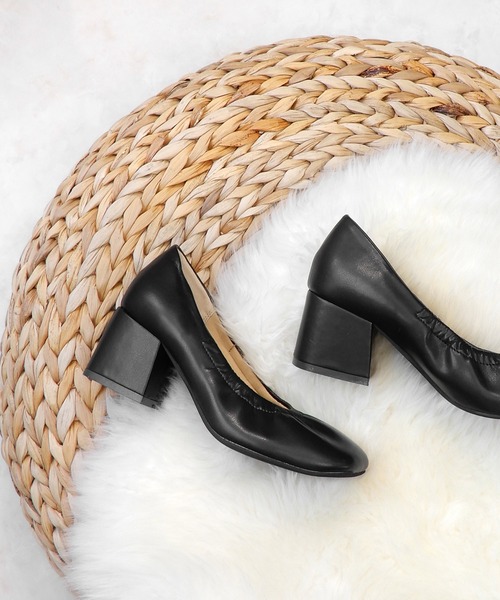 alala（アララ）の「オブリークトゥパンプス（パンプス・レディース・アイボリー/イエロー/ブラック・LL/S/M/L）」の9枚目の写真