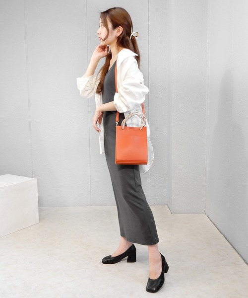 alala（アララ）の「オブリークトゥパンプス（パンプス・レディース・アイボリー/イエロー/ブラック・LL/S/M/L）」の11枚目の写真