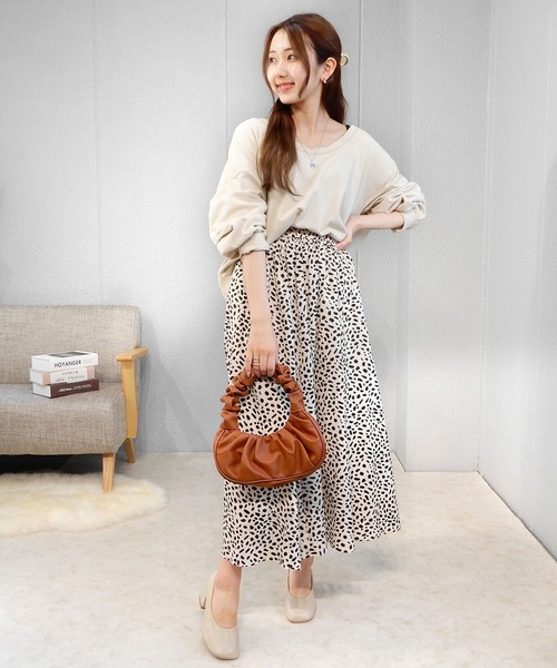 alala（アララ）の「オブリークトゥパンプス（パンプス・レディース・アイボリー/イエロー/ブラック・LL/S/M/L）」の18枚目の写真