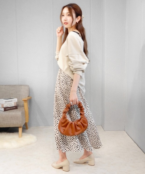 alala（アララ）の「オブリークトゥパンプス（パンプス・レディース・アイボリー/イエロー/ブラック・LL/S/M/L）」の19枚目の写真