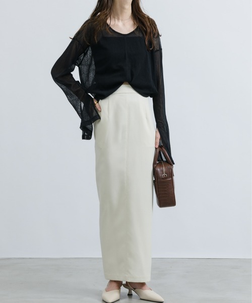 NEUNA（ヌナ）の「【大人レディの透け感。】4WAYシアーロングカットソー（Tシャツ/カットソー・レディース・アイボリー/ブラック/ブラウン・FREE）」の11枚目の写真