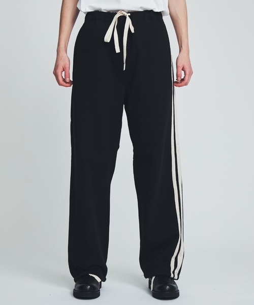 ANEI（アーネイ）の「ISLE JOGGER STRIPES / AN0222_S1004（スウェットパンツ・メンズ・ブラック・3/2）」の5枚目の写真