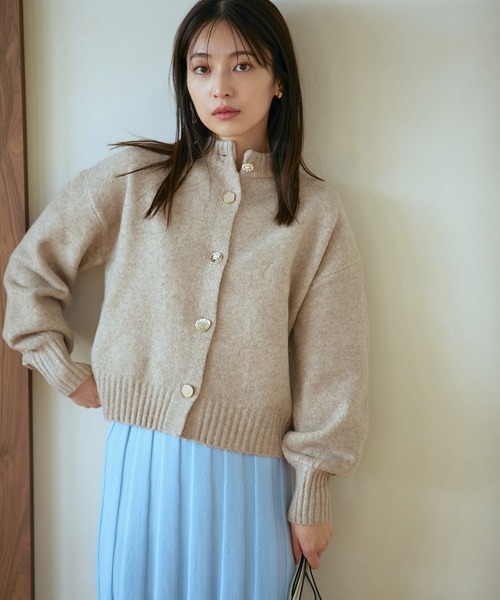 VIS（ビス）の「【洗える】レトロ釦ボリュームスリーブカーディガン（カーディガン/ボレロ・レディース・ブラック/ベージュ/オフホワイト/オレンジ系その他/イエロー/グレー・S/M）」の12枚目の写真