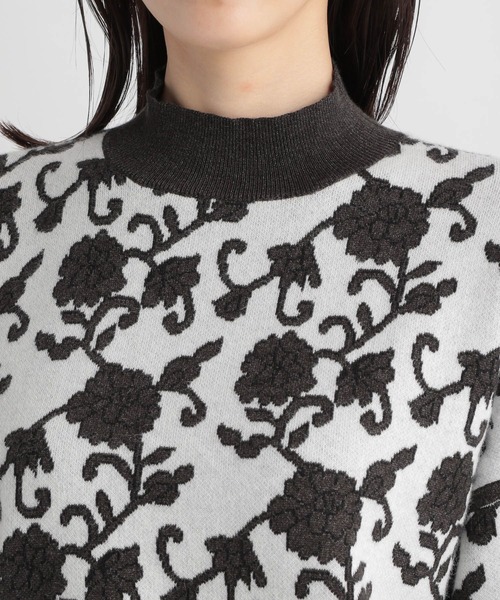 Andemiu（アンデミュウ）の「アラベスクフラワーニット172618（ニット/セーター・レディース・チャコールグレー/ブラウン/グリーン・FREE）」の7枚目の写真