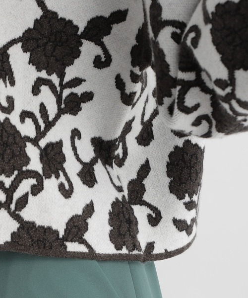 Andemiu（アンデミュウ）の「アラベスクフラワーニット172618（ニット/セーター・レディース・チャコールグレー/ブラウン/グリーン・FREE）」の12枚目の写真