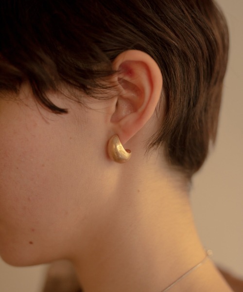 novice(ノーヴィス)の「【novice】Volume Pierce(ピアス(両耳用)・レディース・シルバー/ゴールド・FREE)」の12枚目の写真