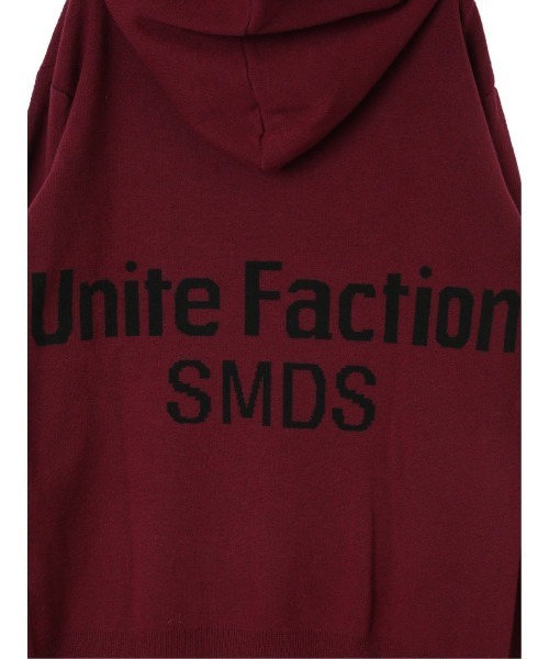 semantic design（セマンティックデザイン）の「【ストレッチ ウォッシャブル ルーズフィット】セマンティックデザイン ロゴ ニットプルパーカー（ニット/セーター・メンズ・ボルドー/グレー・MEDIUM/LARGE/X-LARGE）」の8枚目の写真