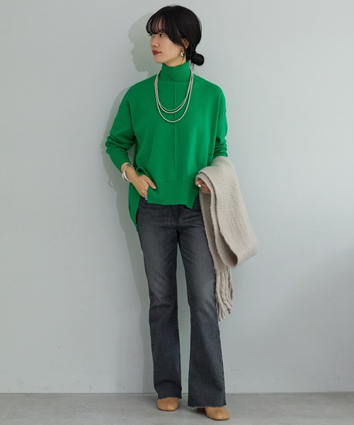 SHENERY（シーナリー）の「総針ハイネックニットプルオーバー（ニット/セーター・レディース・オフホワイト/グリーン/ブラック・FREE）」の8枚目の写真