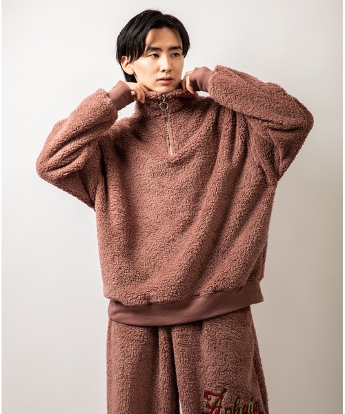 Beno(ビーノ)の「シルキーボア オーバーシルエット ハーフジップトレーナー(スウェット・メンズ・ピンクベージュ/グリーン/オフホワイト/イエロー/ブラック・M/L)」の5枚目の写真