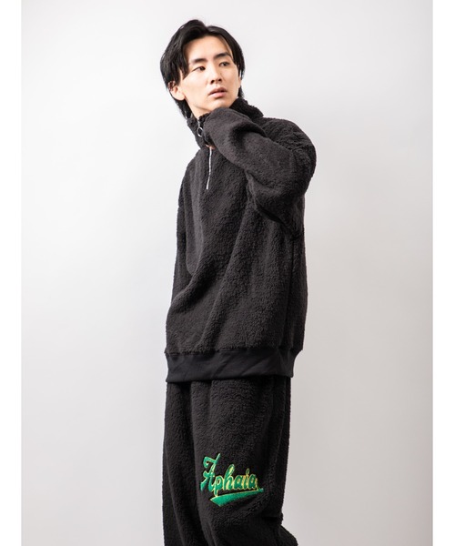 Beno(ビーノ)の「シルキーボア オーバーシルエット ハーフジップトレーナー(スウェット・メンズ・ピンクベージュ/グリーン/オフホワイト/イエロー/ブラック・M/L)」の20枚目の写真