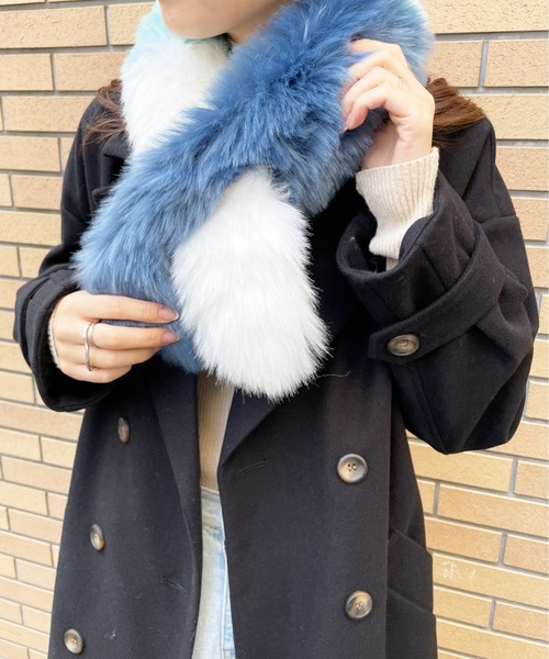 StyleSea(スタイルシー)の「3色フェイクファーティペット(マフラー・レディース・グリーン系その他/ブルー系その他/ブラック系その他・FREE)」の3枚目の写真