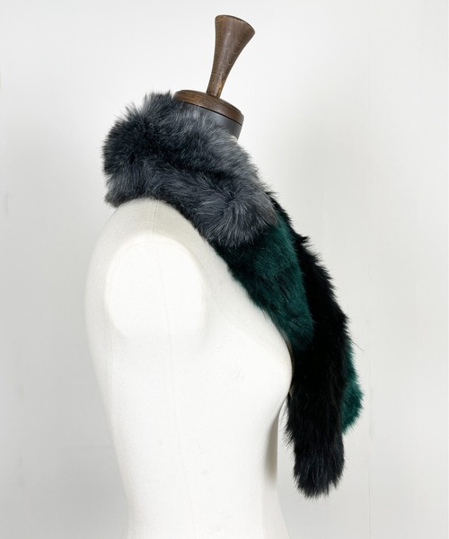 StyleSea(スタイルシー)の「3色フェイクファーティペット(マフラー・レディース・グリーン系その他/ブルー系その他/ブラック系その他・FREE)」の5枚目の写真