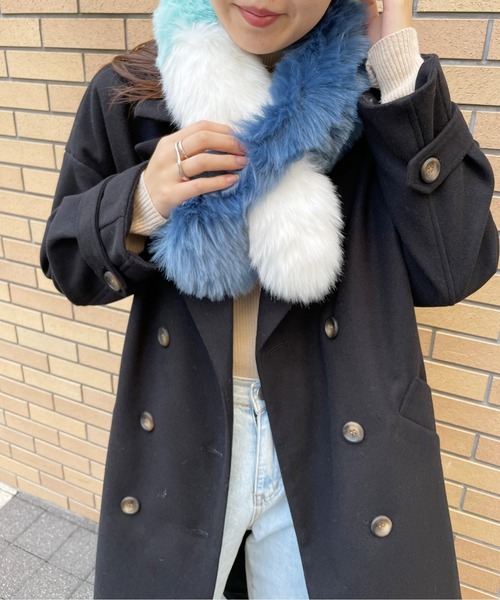 StyleSea(スタイルシー)の「3色フェイクファーティペット(マフラー・レディース・グリーン系その他/ブルー系その他/ブラック系その他・FREE)」の22枚目の写真