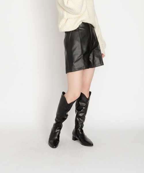 SVEC（シュベック）の「ミニマル ウエスタン ニーハイブーツ（ブーツ・レディース・ブラック/アイボリー・35/36/37/38/39/40）」の19枚目の写真