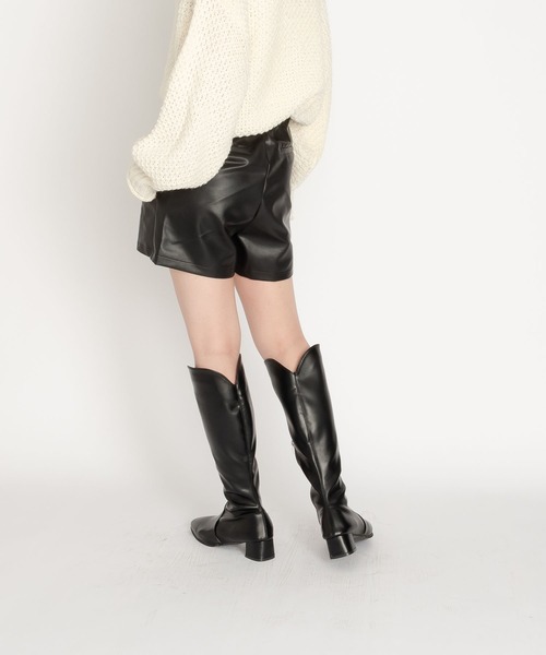 SVEC（シュベック）の「ミニマル ウエスタン ニーハイブーツ（ブーツ・レディース・ブラック/アイボリー・35/36/37/38/39/40）」の21枚目の写真