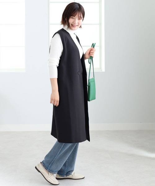 BELLUNA（ベルーナ）の「ノーカラーデザインロングジレ（ベスト・レディース・グレー系その他/ブラック・M-LL）」の4枚目の写真