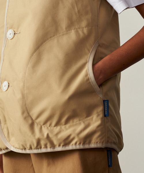 LAVENHAM（ラベンハム）の「COTTON HOODED GILET WOMENS / コットン フーデッド ジレ ウィメンズ（ベスト・レディース・ベージュ系その他/ホワイト・10/8/12）」の8枚目の写真