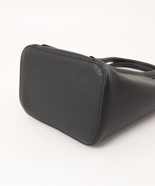 ammy.（エイミードット）の「【 ammy. / エイミードット 】 スクエア ライト ミニ ハンドバッグ（ハンドバッグ・レディース・ベージュ/ブラック/ブラウン/アイボリー/キャメル・FREE）」の6枚目の写真