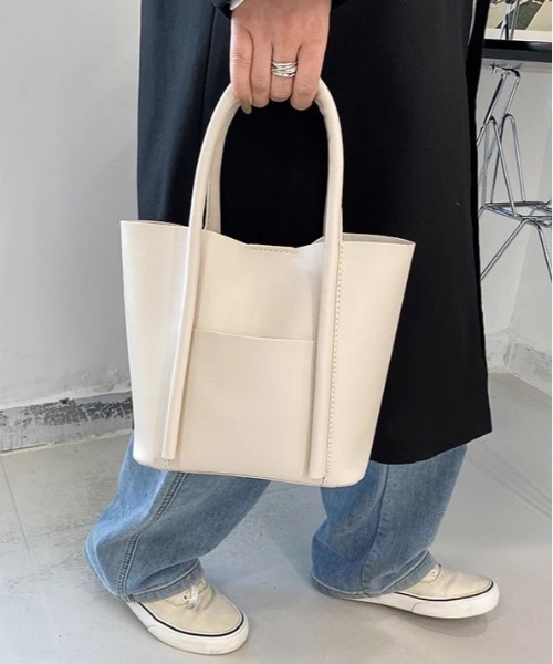 ammy.（エイミードット）の「【 ammy. / エイミードット 】 スクエア ライト ミニ ハンドバッグ（ハンドバッグ・レディース・ベージュ/ブラック/ブラウン/アイボリー/キャメル・FREE）」の2枚目の写真