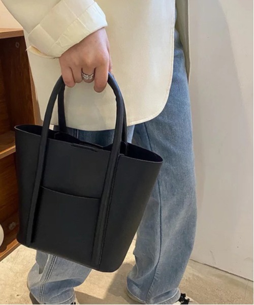 ammy.（エイミードット）の「【 ammy. / エイミードット 】 スクエア ライト ミニ ハンドバッグ（ハンドバッグ・レディース・ベージュ/ブラック/ブラウン/アイボリー/キャメル・FREE）」の19枚目の写真