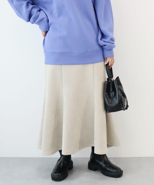 Green Parks(グリーンパークス)の「マシュマロスエードマーメイドスカート(スカート・レディース・ライトグレー/ラベンダー/ブラック・FREE)」の2枚目の写真
