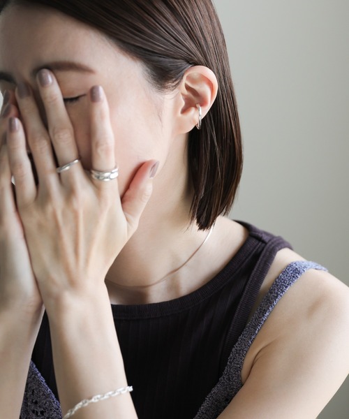 select MOCA(セレクトモカ)の「シンプルイヤーカフ(イヤーカフ・レディース・ゴールド/シルバー・FREE)」の10枚目の写真