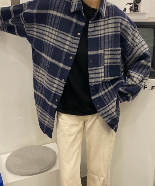 Vipoa(ヴィポア)の「ユニセックスオーバーサイズチェックネルシャツ(シャツ/ブラウス・レディース・ブルー/ブラウン/ブラック・FREE)」の20枚目の写真