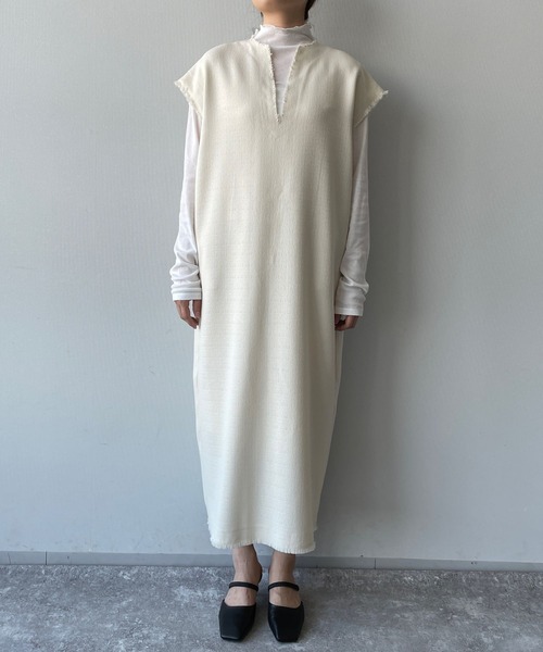 LOWRYS FARM(ローリーズファーム)の「シアーTシャツ&Vアキワンピース 186853(ワンピース・レディース・グレー/ブラック/アイボリー・FREE)」の17枚目の写真