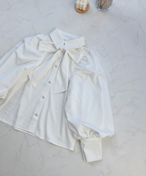 AS KNOW AS plus(アズノゥアズプラス)の「○パールボタン ボウタイブラウス(シャツ/ブラウス・レディース・ブルー/ブラック系その他/オフホワイト/ホワイト系その他/ベージュ系その他・FREE)」の11枚目の写真