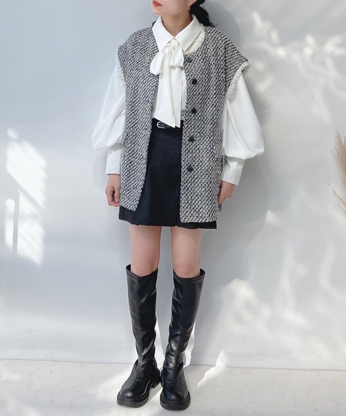 AS KNOW AS plus(アズノゥアズプラス)の「○パールボタン ボウタイブラウス(シャツ/ブラウス・レディース・ブルー/ブラック系その他/オフホワイト/ホワイト系その他/ベージュ系その他・FREE)」の21枚目の写真