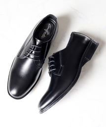 チロリアンシューズ 本革」に該当するブラック/黒色系のファッション