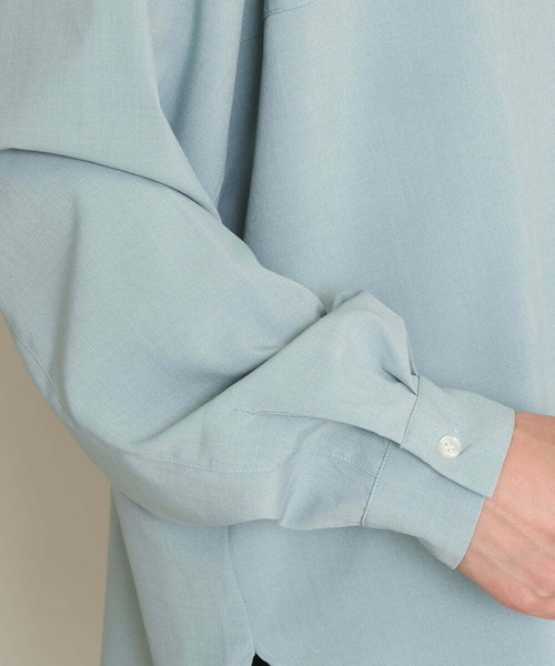 a.v.v(アーヴェヴェ)の「【防シワ/ストレッチ】ワンサイズドルマンシャツ(シャツ/ブラウス・メンズ・グリーン/ベージュ/ミント/オレンジ・53)」の11枚目の写真