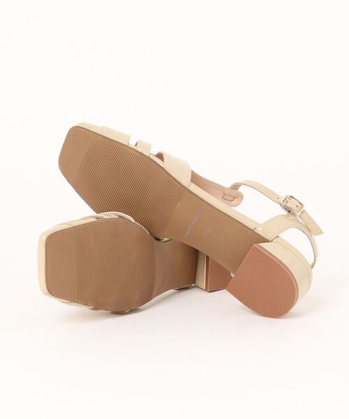 PARADIS COULEUR（パラディクルール）の「【PARADIS COULEUR】グルカテイストアンクルストラップサンダル(331305)（サンダル・レディース・ブラック/ベージュ・23/23.5/24/24.5/22.5）」の4枚目の写真