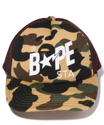 A BATHING APE（アベイシングエイプ）の「1ST CAMO BAPE STA MESH CAP