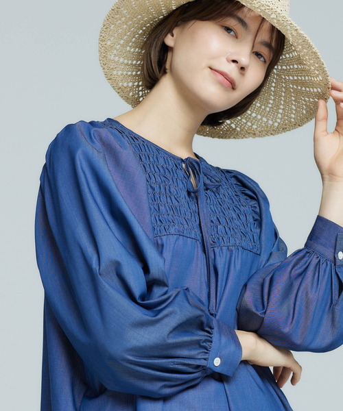F by ROSSO(エフバイロッソ)の「『UR TECH WORKLUXE』F by ROSSO デニムシャーリングワンピース(ワンピース・レディース・インディゴブルー/ライトインディゴブルー・FREE)」の18枚目の写真
