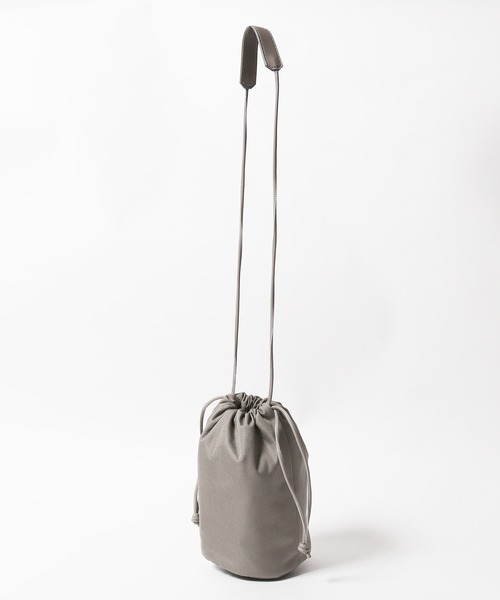 ESLOW（エスロー）の「ESLOW/エスロー CYLINDER DRAWSTRING BAG バッグ 巾着バック ミニバッグ（ショルダーバッグ・レディース・ブラック/グレー/オフホワイト・FREE）」の19枚目の写真