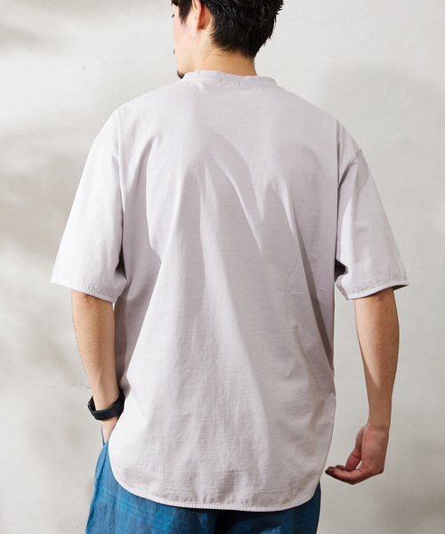 JOURNAL STANDARD relume(ジャーナルスタンダード レリューム)の「レイヤードラウンド スリットTシャツ(Tシャツ/カットソー・メンズ・ホワイト/チャコールグレー/ベージュ系その他/ライトグレー/ピンク・LARGE/MEDIUM/SMALL)」の18枚目の写真