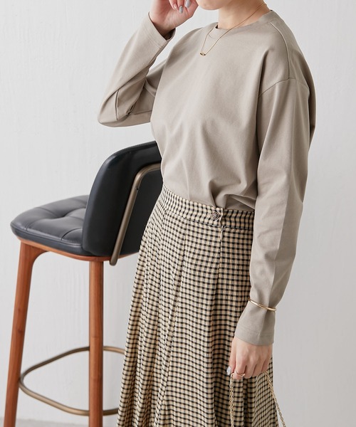 COLLAGE GALLARDAGALANTE（コラージュガリャルダガランテ）の「裾切替ロンT/WEB限定カラー展開（Tシャツ/カットソー・レディース・オフホワイト/ベージュ/ブラック/ネイビー/チャコールグレー/カーキ/パープル・FREE）」の19枚目の写真