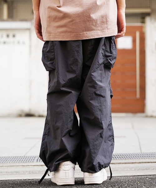 and wander(アンドワンダー)の「and wander/アンドワンダー oversized cargo pants カーゴパンツ(カーゴパンツ・メンズ・ブラック/カーキ・XL/L/M)」の17枚目の写真