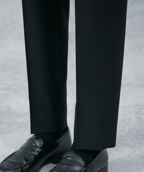 PUBLIC TOKYO(パブリックトウキョウ)の「エバークリーススリムテーパードスラックス(スラックス・メンズ・ダークグレー/ベージュ/ブラック・1/2/3)」の13枚目の写真