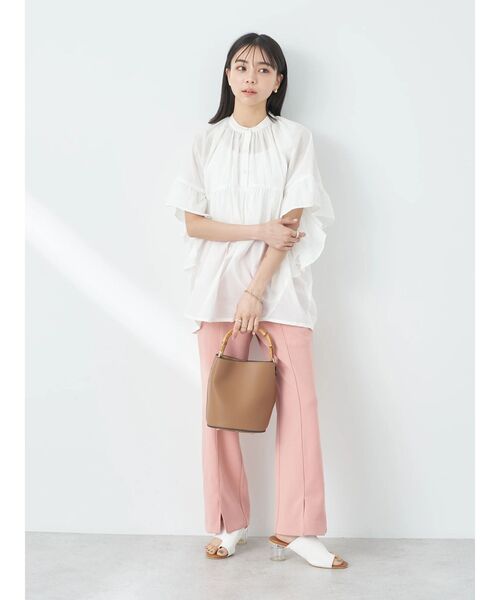 earth music&ecology(アースミュージックアンドエコロジー)の「カットツイルスリットセミフレアパンツ(その他パンツ・レディース・ピンク/ブラック/ベージュ/ブルー・S/M)」の13枚目の写真
