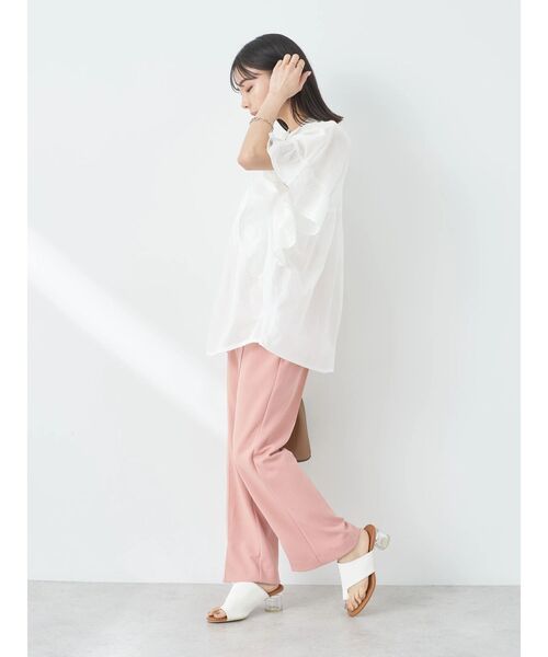 earth music&ecology(アースミュージックアンドエコロジー)の「カットツイルスリットセミフレアパンツ(その他パンツ・レディース・ピンク/ブラック/ベージュ/ブルー・S/M)」の15枚目の写真