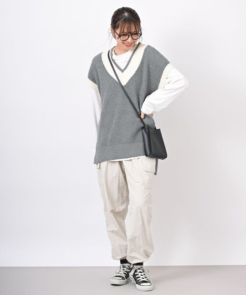 rps(アールピーエス)の「ナイロンカーゴパンツ(カーゴパンツ・レディース・ブラック/アイボリー/ライトカーキ・フリー)」の11枚目の写真